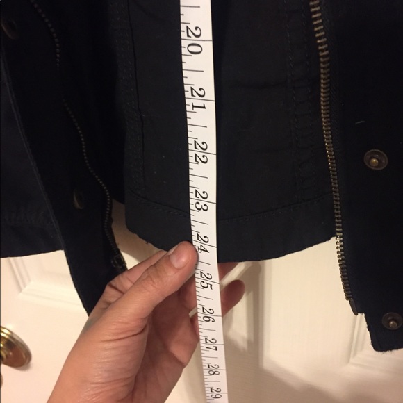 Express Black Jacket - Picture 7 of 8